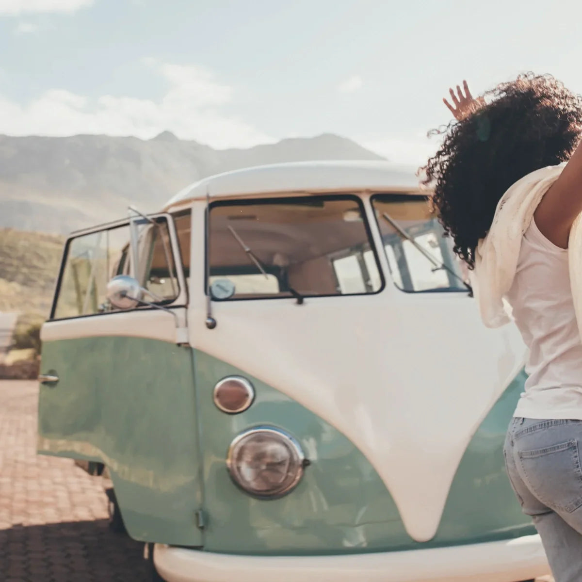 Roadie Girl Essentials: Pixie Mood Bags Perfect for Summer Road Trips